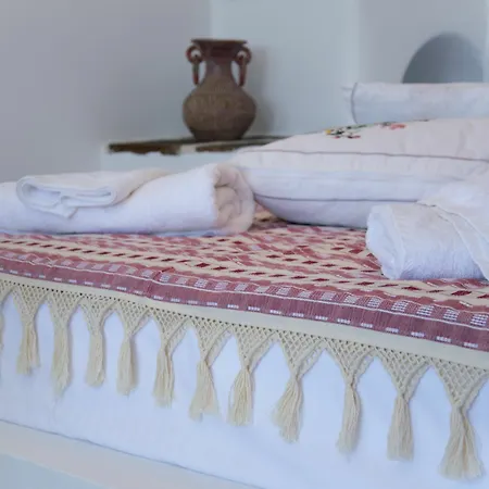 Szálloda Elaiolithos - Luxury - Adults Only Halkío